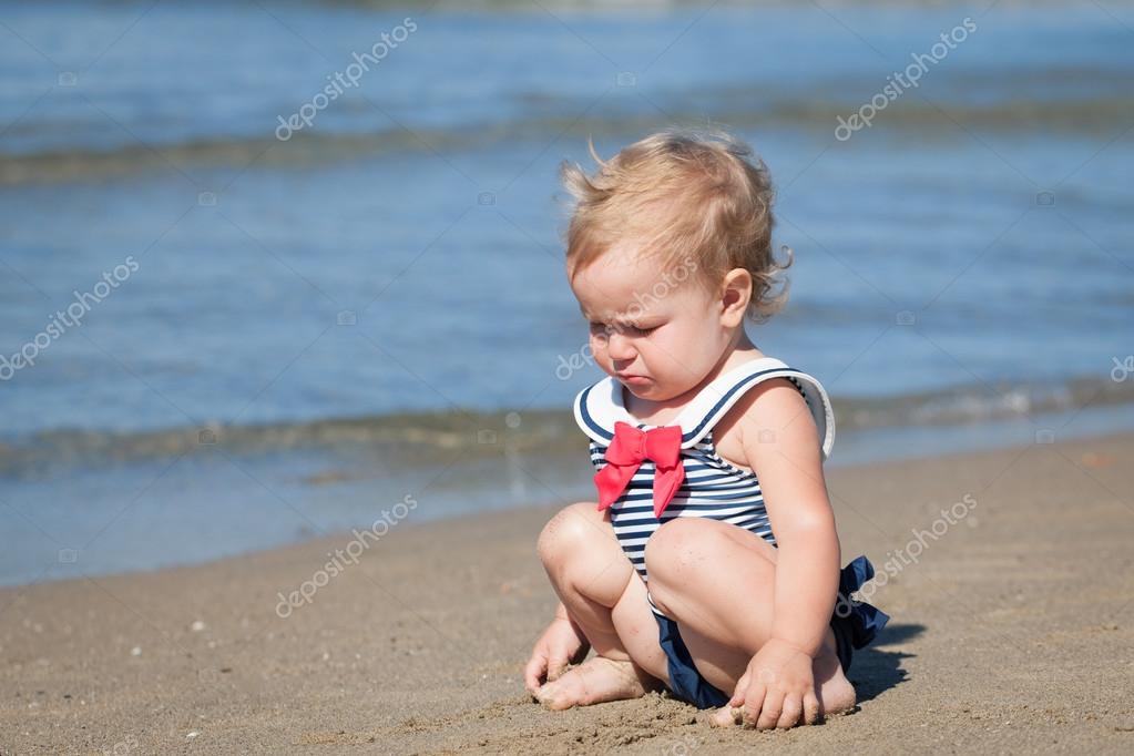 Bebe Triste Imagenes Fotos De Stock Libres De Derechos Depositphotos Bebe Triste Imagenes Fotos De Stock Libres De Derechos Depositphotos