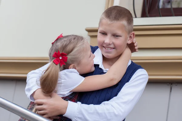 Portrait of cheerful and happy brother and sister — Stock Photo, Image