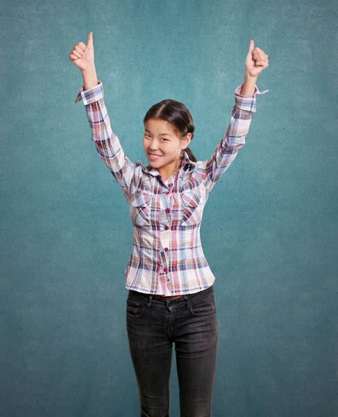 Asian Girl With Well Done — Stock Photo, Image