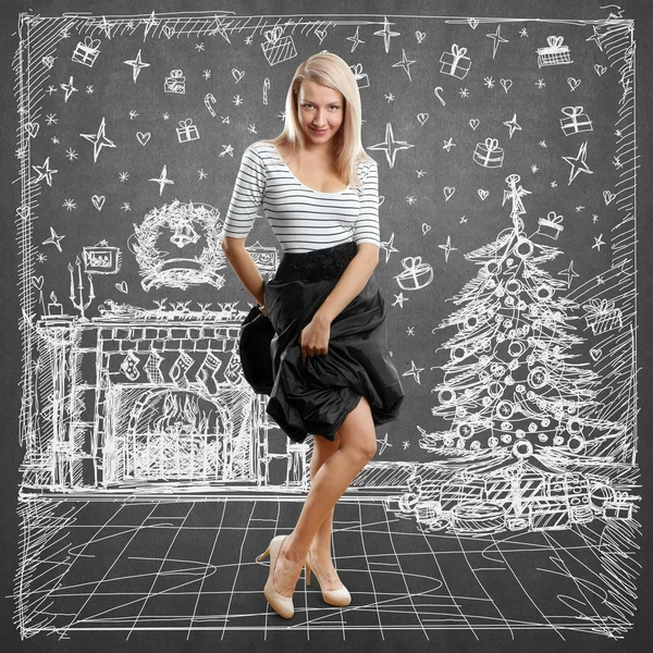 Frau sucht Weihnachtsgeschenke — Stockfoto