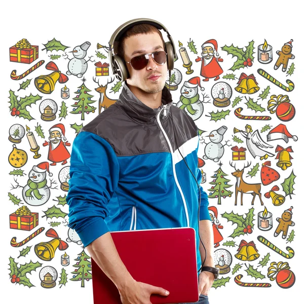 Uomo con laptop di Natale — Foto Stock