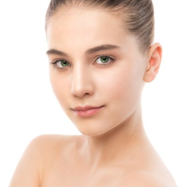 Bankacı Charlie'yle olan güzel esmer kadın portresi. Beyaz izole.