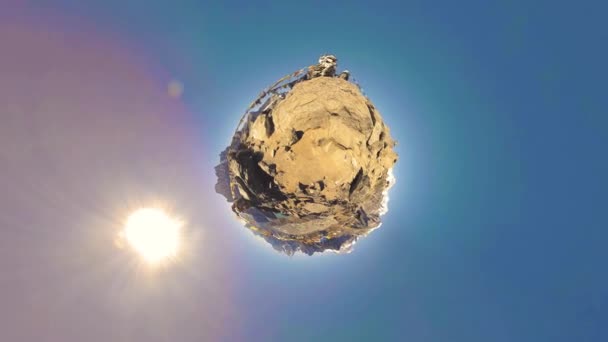 360 VR Gokyo Ri mountain top. Tibetan prayer Buddhist flag. Wild Himalayas high altitude nature and mount valley. Rocky slopes covered with ice. Tiny planet transformation. — Stock Video