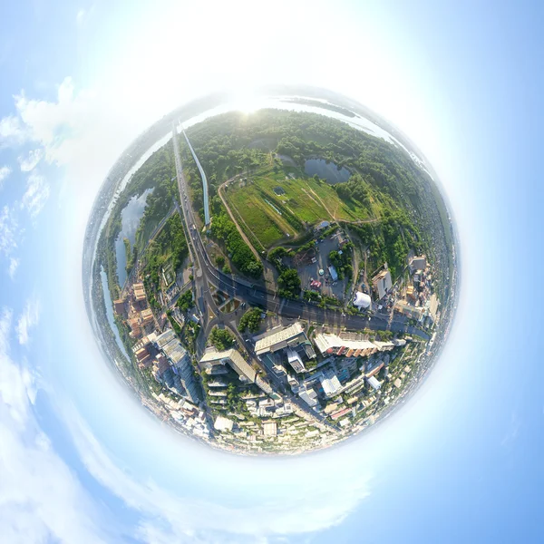 Vista aérea da cidade - modo pequeno planeta — Fotografia de Stock