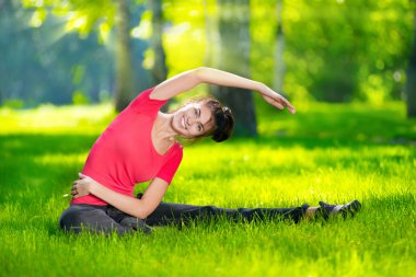 kadın açık spor egzersiz germe.