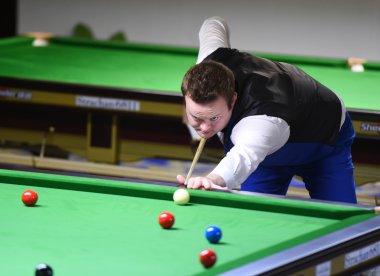Shaun murphy, İngiltere