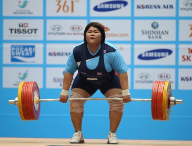 Tayland Praeonapa Khenjantuek