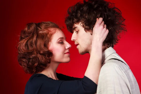 Güzel genç çift aşk portresi — Stok fotoğraf