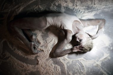 Güzel bir kadının portresi  