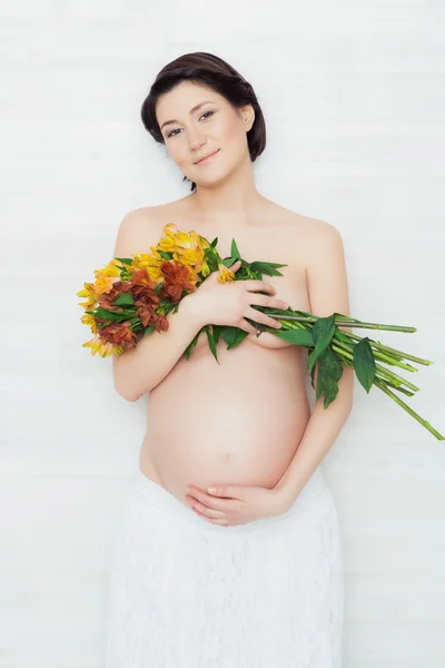 Egy terhes nő portréja — Stock Fotó