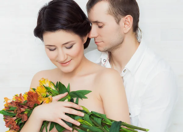 Retrato de marido y mujer embarazada — Foto de Stock