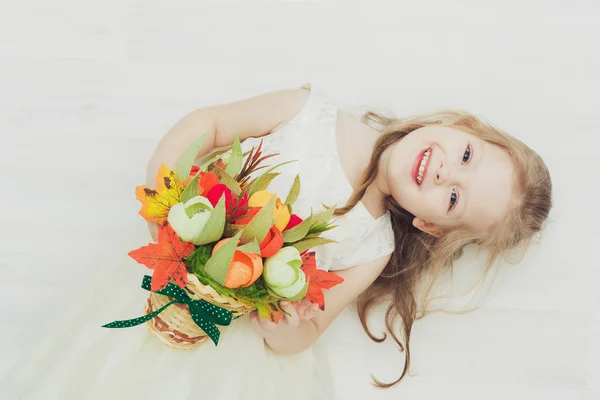 Portrait of a little girl — Stock Photo, Image