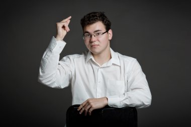 stüdyoda bir adam portresi