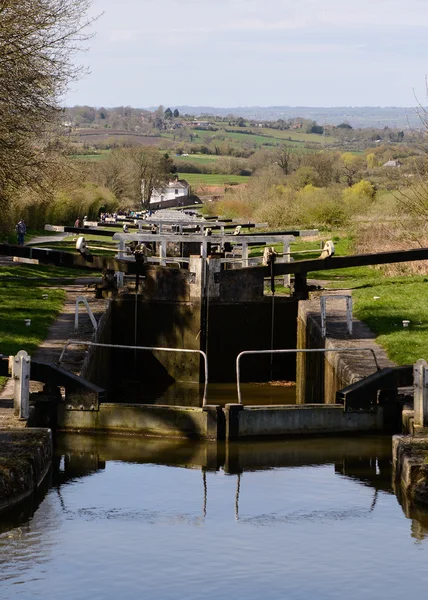 Cerraduras en el Kennet y Avon Canal Wiltshire, Inglaterra — Foto de Stock