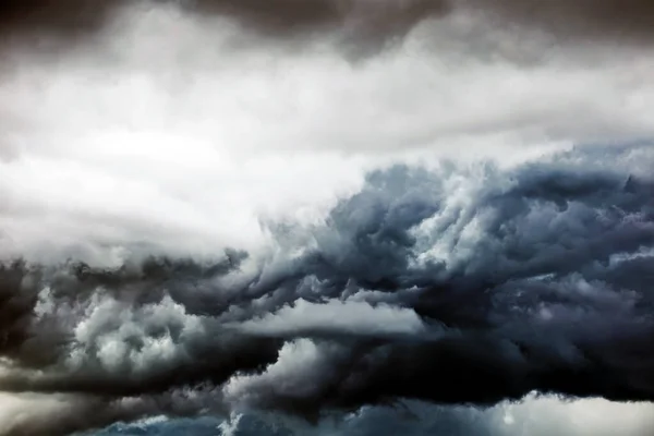 Tempestade Nublada Mar Antes Das Chuvas Tempestades Nuvens Acima Mar — Fotografia de Stock