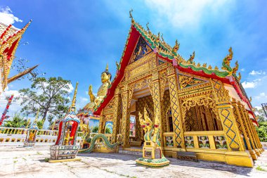 Tayland 'ın Nakhon Nayok ilindeki Wat Maniwong Tapınağı.