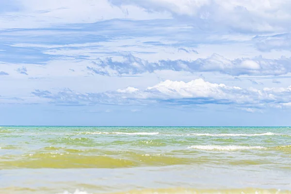 清澈的蓝海 水海景抽象的背景 — 图库照片