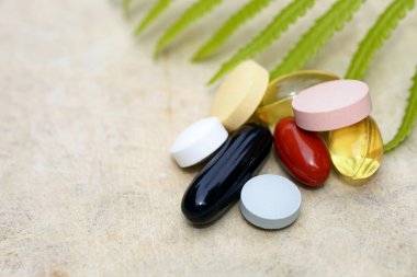 Makroyu arka plan yapılmış hap ve kapsül