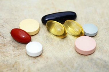 Makroyu arka plan yapılmış hap ve kapsül