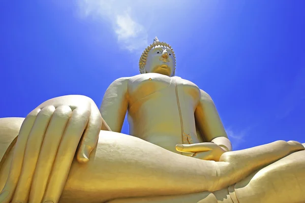 Buddha im wat muang Tempel — Stockfoto