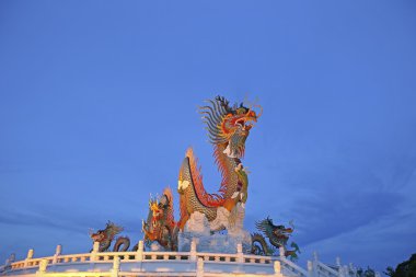 Ejderha heykeli: Nakhon Sawan, Thailand