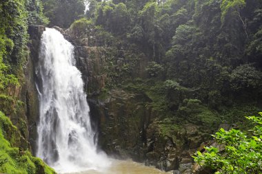 Haew Narok Şelalesi, Khao Yai Ulusal Parkı, Tayland