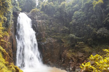 Haew Narok Şelalesi, Khao Yai Ulusal Parkı, Tayland