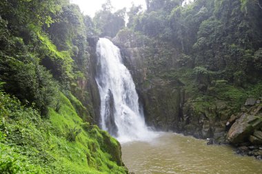 Haew Narok Şelalesi, Khao Yai Ulusal Parkı, Tayland