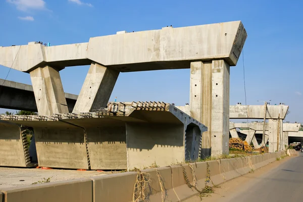 A construção de sobrevoos com inovação . — Fotografia de Stock