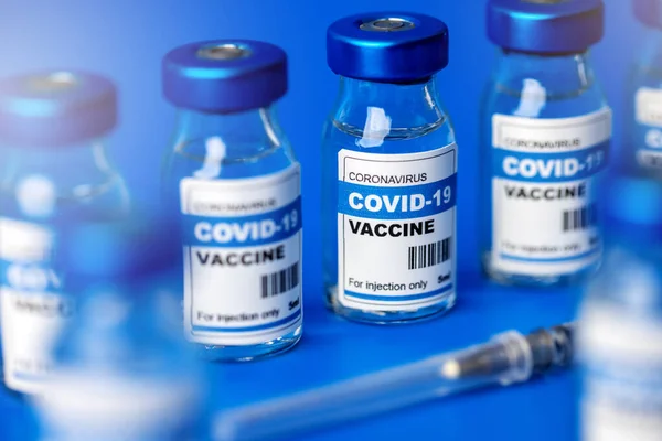 Covid Vaccin Flessen Coronavirus Vaccinatie Injectieflacons Injectiespuit — Stockfoto