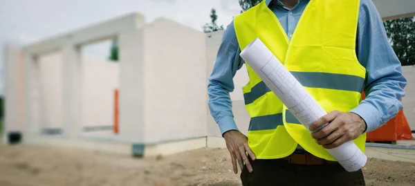 Arquiteto Projeto Construção Com Rolo Planta Canteiro Obras Espaço Cópia — Fotografia de Stock