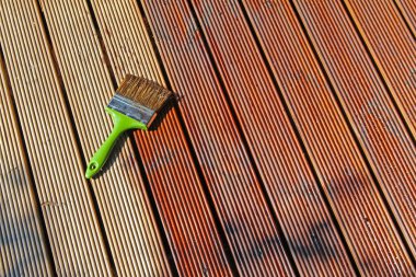 ahşap veranda deck koruyucu yağ ile boyama