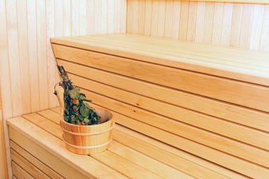 Huş süpürge sauna ile kova