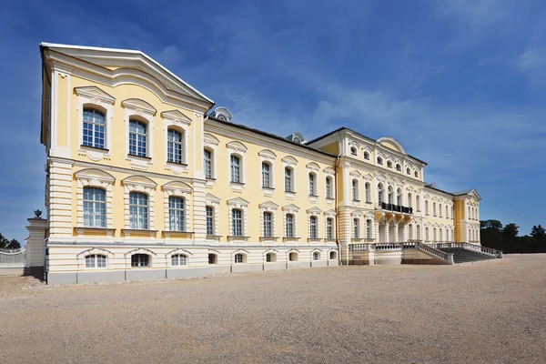 Palazzo barocco Rundale in Lettonia — Foto Stock