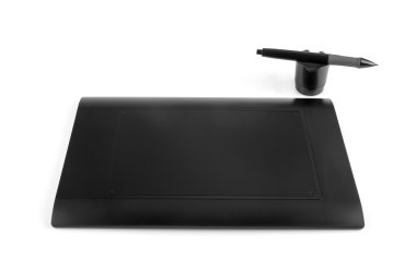 Dijital çizim kalem tablet üzerinde beyaz izole