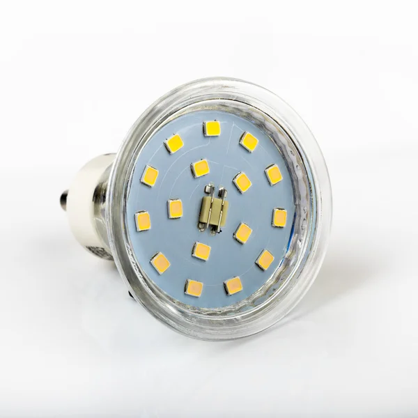 Bombilla de diodo led en blanco — Foto de Stock