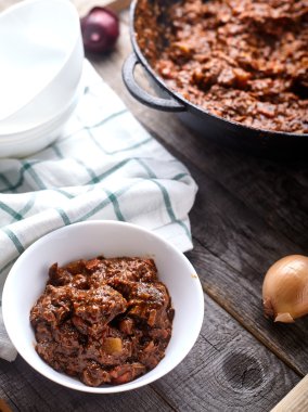 Macaristan Milli çanak - gulaş.