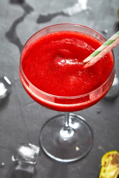 Bevroren aardbeien margarita — Stockfoto