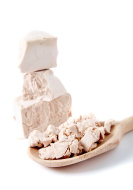 tahta kaşık üzerinde taze Maya