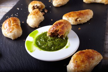 Empanadas - Arjantin etli turtalar kavrulmuş.