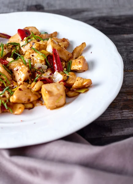 Kung Pao Chicken on wood Background — Stock Photo, Image