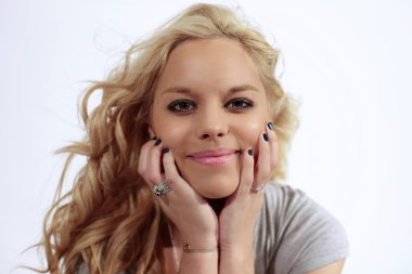 Genç sarışın genç kız Studio