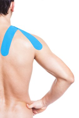 Kinesiotaping omuz kas adam