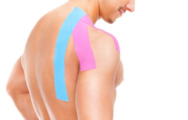 Kinesio taping ile kas adam 