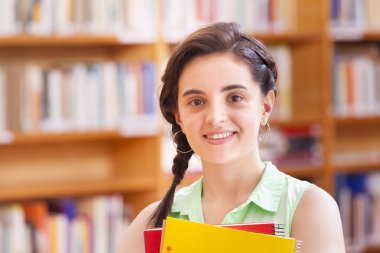 dizüstü bilgisayarlar ile öğrenci kız