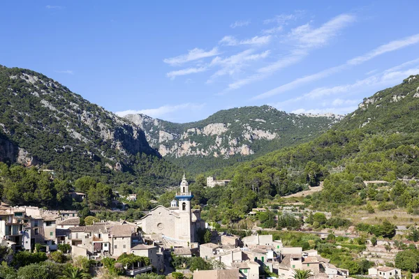 Starożytnej górskiej miejscowości w valldemosa — Zdjęcie stockowe