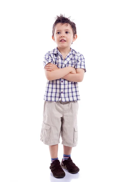Mały chłopiec z rękami skrzyżowanymi — Zdjęcie stockowe