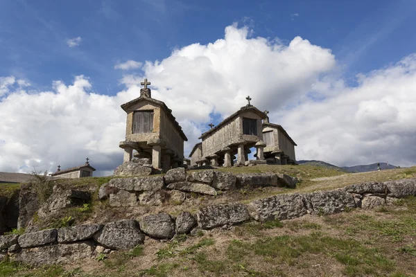 Ancient stone corn driers in Soajo, Portugal — Stock Photo, Image