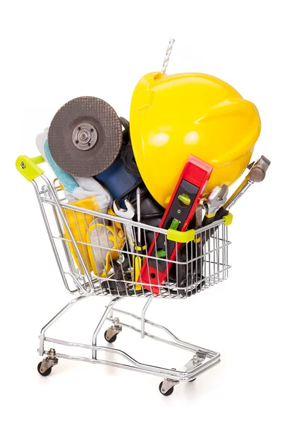 Carro de compras lleno de herramientas de construcción, aislado en la espalda blanca — Foto de Stock