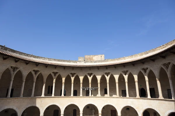 Hrad Bellver v Palma de Mallorca, Baleárské ostrovy, Španělsko — Stock fotografie